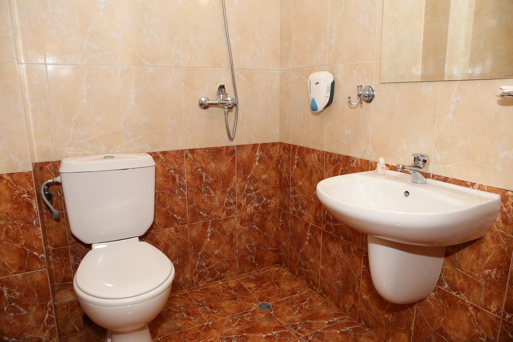 Family Prim Hotel Sandanski Dış mekan fotoğraf